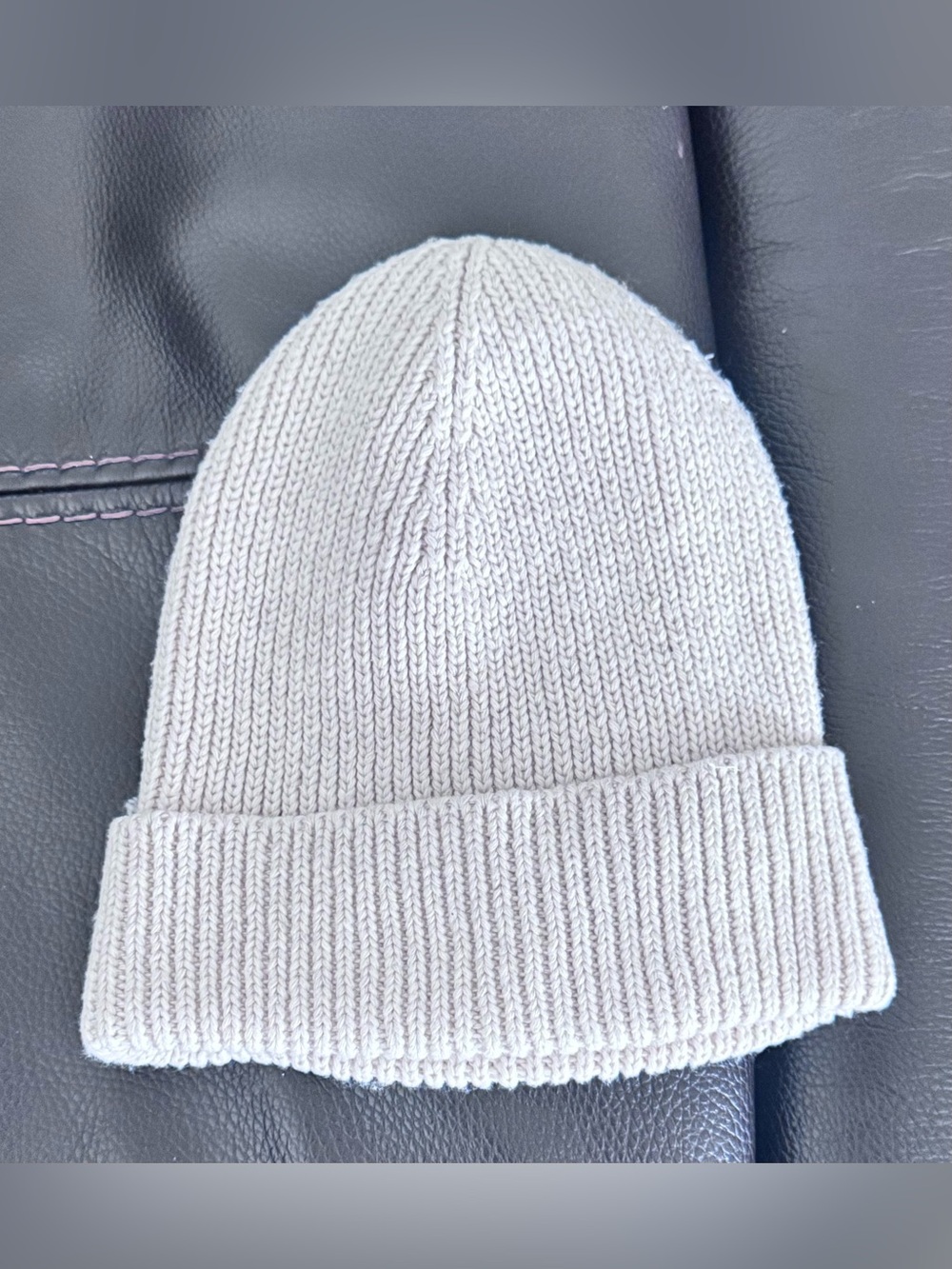 Old Navy Women's Knit Cuffed Beanie - Light Gray